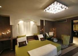 Riad Carllian 5