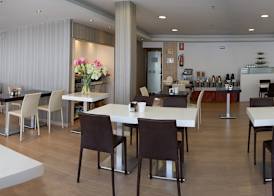 Apartahotel Aguadulce 5