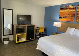 Days Inn by Wyndham Gatesville 3