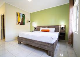 Delynne Boutique Hotel 3