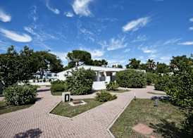 Villaggio Turistico Le Diomedee 3