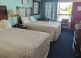 Travelodge by Wyndham Richmond Kentucky 4