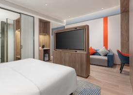 Holiday Inn Express Guangzhou University Town 4