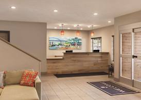 Country Inn & Suites by Radisson, Green Bay North 3