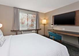 Fairfield Inn & Suites by Marriott Kalamazoo 4