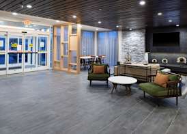 Fairfield Inn & Suites by Marriott Charlotte University Research Park 2