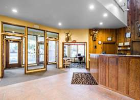Quality Inn Kodiak 3