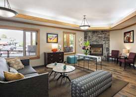 Days Inn & Suites by Wyndham Bozeman 2