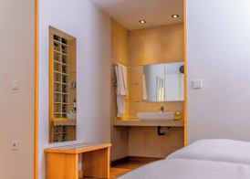 Hotel Serrano 5
