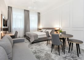 Vinfort Aparthotel - Krakow Old Town 4