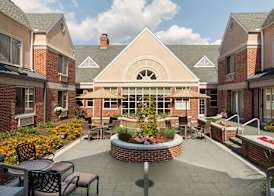 Hilton Garden Inn Lancaster 2