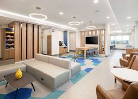 Microtel Inn & Suites by Wyndham Macedon 4