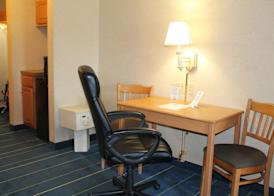Days Inn & Suites by Wyndham Bridgeport - Clarksburg 3