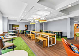 Spark by Hilton Bardstown 4