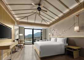 Hilton Suzhou New District 4
