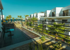 La Rosa Waves Beach - Couple & Families Only 3