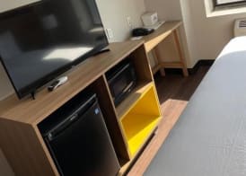 Days Inn & Suites by Wyndham Jamaica JFK Airport 5