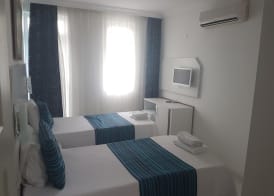 Teos Hotel 4
