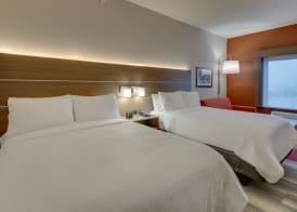 Holiday Inn Express & Suites NASHVILLE METROCENTER DOWNTOWN by IHG 4