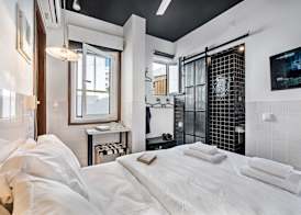 Lemon Tree Stay 3