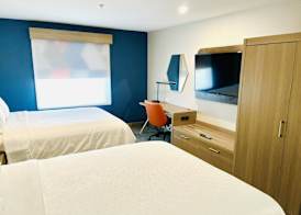 Holiday Inn Express & Suites FRAZIER PARK by IHG 5