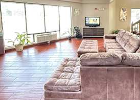 Quality Inn & Suites Thomasville-High Point 2