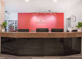 Ramada by Wyndham Bakersfield 2