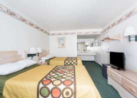 Super 8 by Wyndham Cottonwood 5