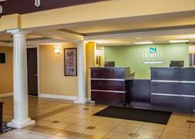 Quality Inn & Suites St Charles -West Chicago 2