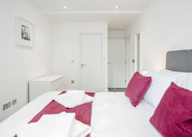 Roomspace Apartments -The Legacy 4