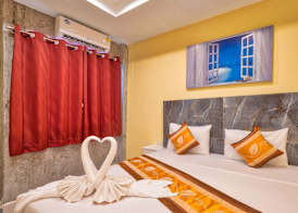 TJ Patong Hotel - Prime Location by OTOP Market & Sea 5