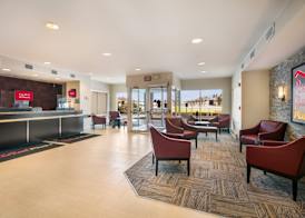 Red Roof Inn PLUS+ Boston - Logan 3