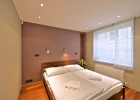 Luxury Apartment in Centre 2