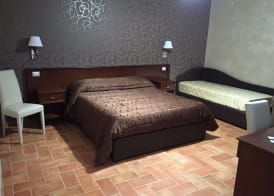 Vittorio Emanuele Hotel 5