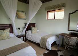 Woodbury Lodge – Amakhala Game Reserve 3