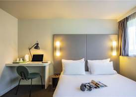 Campanile Fougères 3