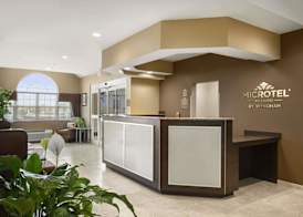 Microtel Inn & Suites by Wyndham Cambridge 2