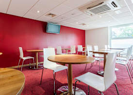 Travelodge Camberley 2