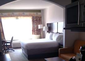 Holiday Inn Express & Suites PERRY by IHG 5