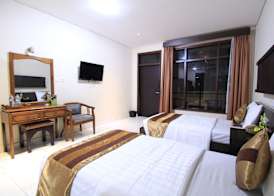 Bakung Beach Resort 4