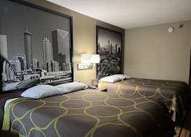 Super 8 by Wyndham Norcross/I-85 Atlanta 3