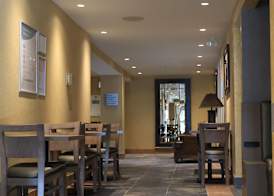 Comfort Inn & Suites 2