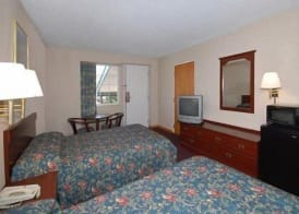 Econo Lodge Columbus West 4