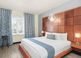 Chesterfield Hotel & Suites 5