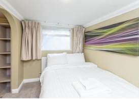 Uno Hotel Heathrow Windsor 5