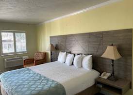 Baechtel Creek Inn 4