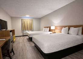 Days Inn by Wyndham Amherst OH - Near Cleveland Cedar Point & Lake Erie 5