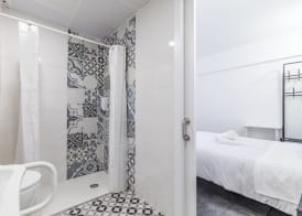 AYZ Ulises - Auto check-in property 4