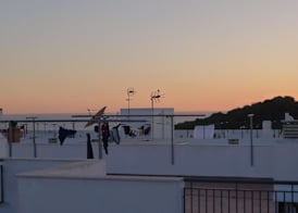 Hostel Conil - Habitaciones con baño privado en el centro de Conil 4