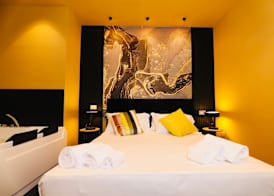 Noah Gate Hotel & Suites 5